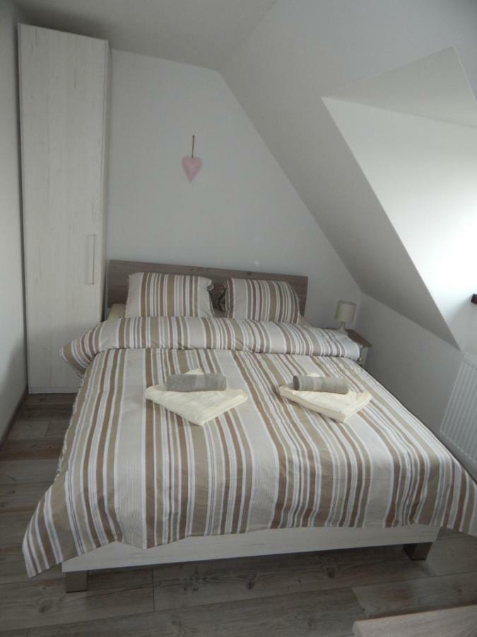 Lemon Apartment